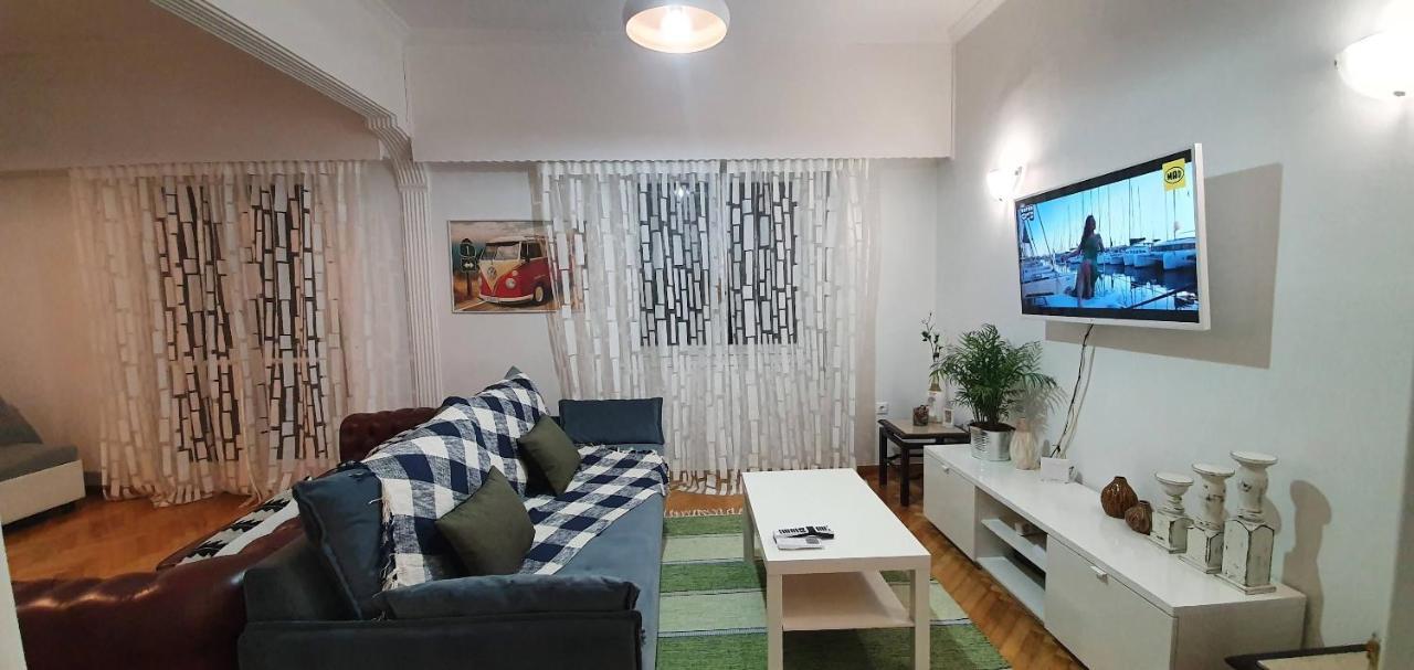Beautiful Renovated Flat In Athens Apartment Exterior foto